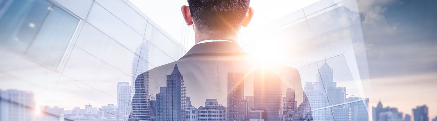 個人事業主と法人どちらで許可を取るべき?